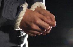 174069_Handcuffs_generic_pic