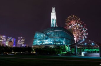 15002119252_c31a4405d6_k