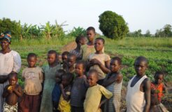 014_Kinder eines Bauerndorfes Norduganda © Frank Odenthal 014_Kinder eines Bauerndorfes Norduganda © Frank Odenthal