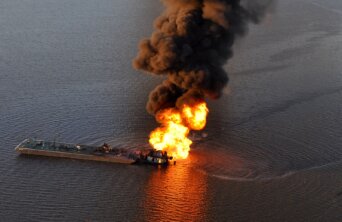 Coast Guard continues response to allision, oil spill south of New Orleans