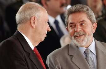 640px-Luiz_Inácio_Lula_da_Silva_and_José_Alencar_(2004)