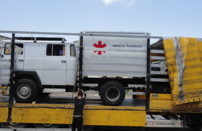 mobile hospital cadus on truck