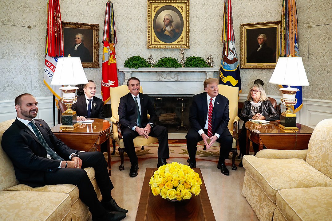 1080px-Encontro_com_o_Senhor_Donald_Trump,_Presidente_dos_Estados_Unidos_da_América_(47369760072)