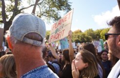 climate action Demonstrants request climate action