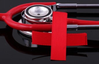 stethoscope-5379444_1280 stethoscope-5379444_1280