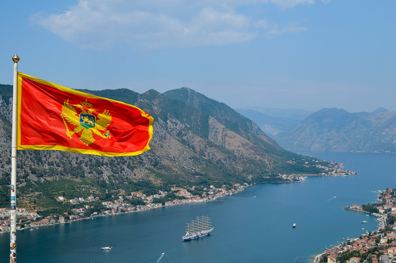 montenegro-flag