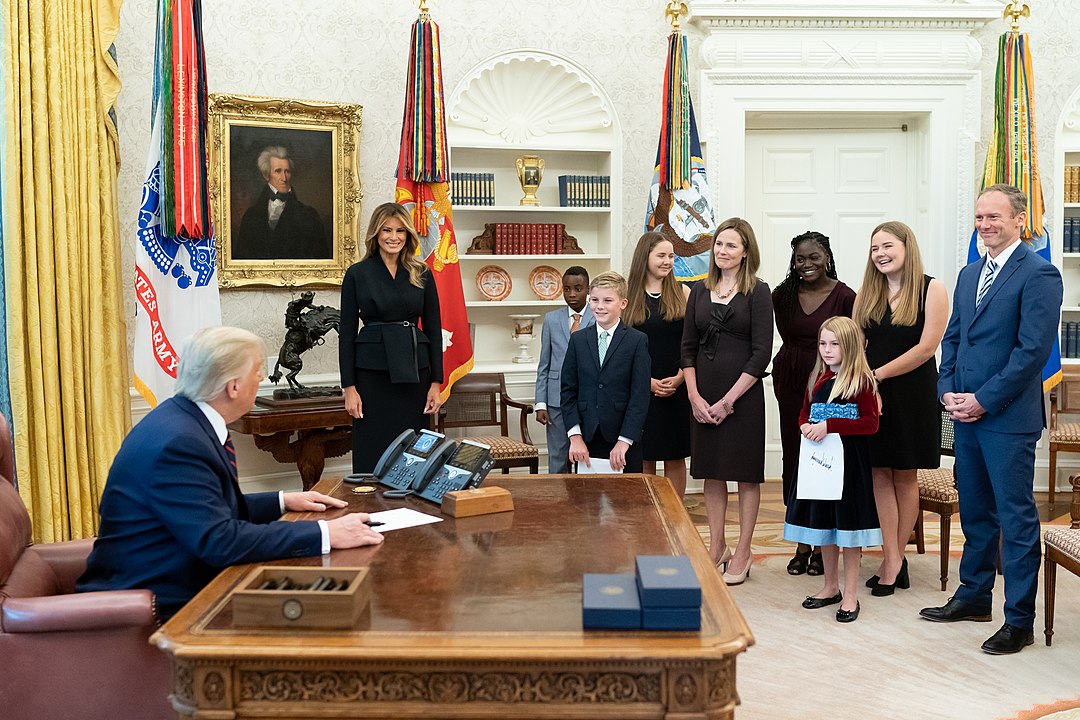 1080px-President_Trump_Nominates_Judge_Amy_Coney_Barrett_for_Associate_Justice_of_the_U.S._Supreme_Court_(50397909157) 1080px-President_Trump_Nominates_Judge_Amy_Coney_Barrett_for_Associate_Justice_of_the_U.S._Supreme_Court_(50397909157)