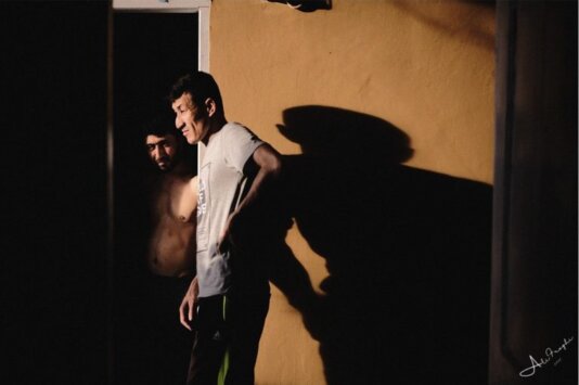 chatting-in-doorway-768x510