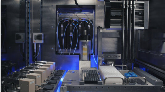 ai-powered-autonomous-labs-are-accelerating-discovery_50263104466_o