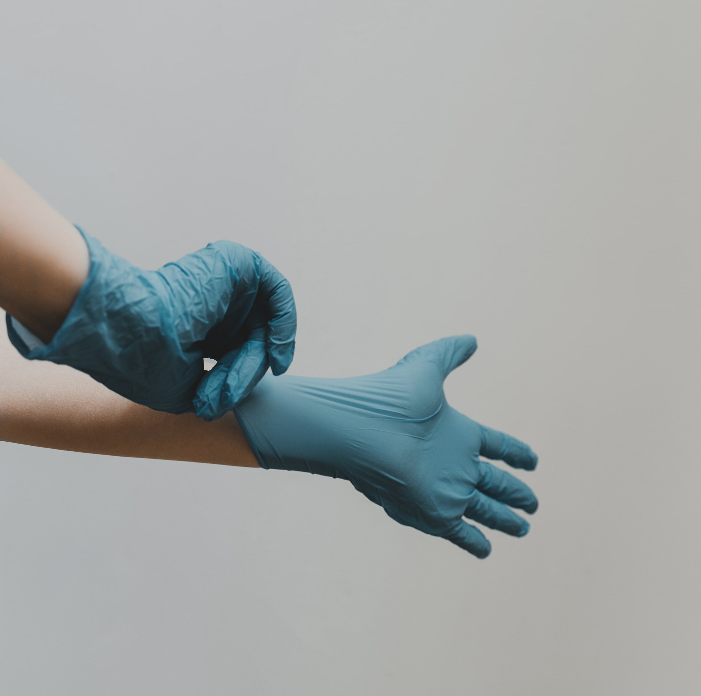 clay-banks-cEzMOp5FtV4-unsplash