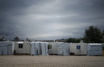 Migrant Camps julie-ricard-i9rzrKo5Vao-unsplash