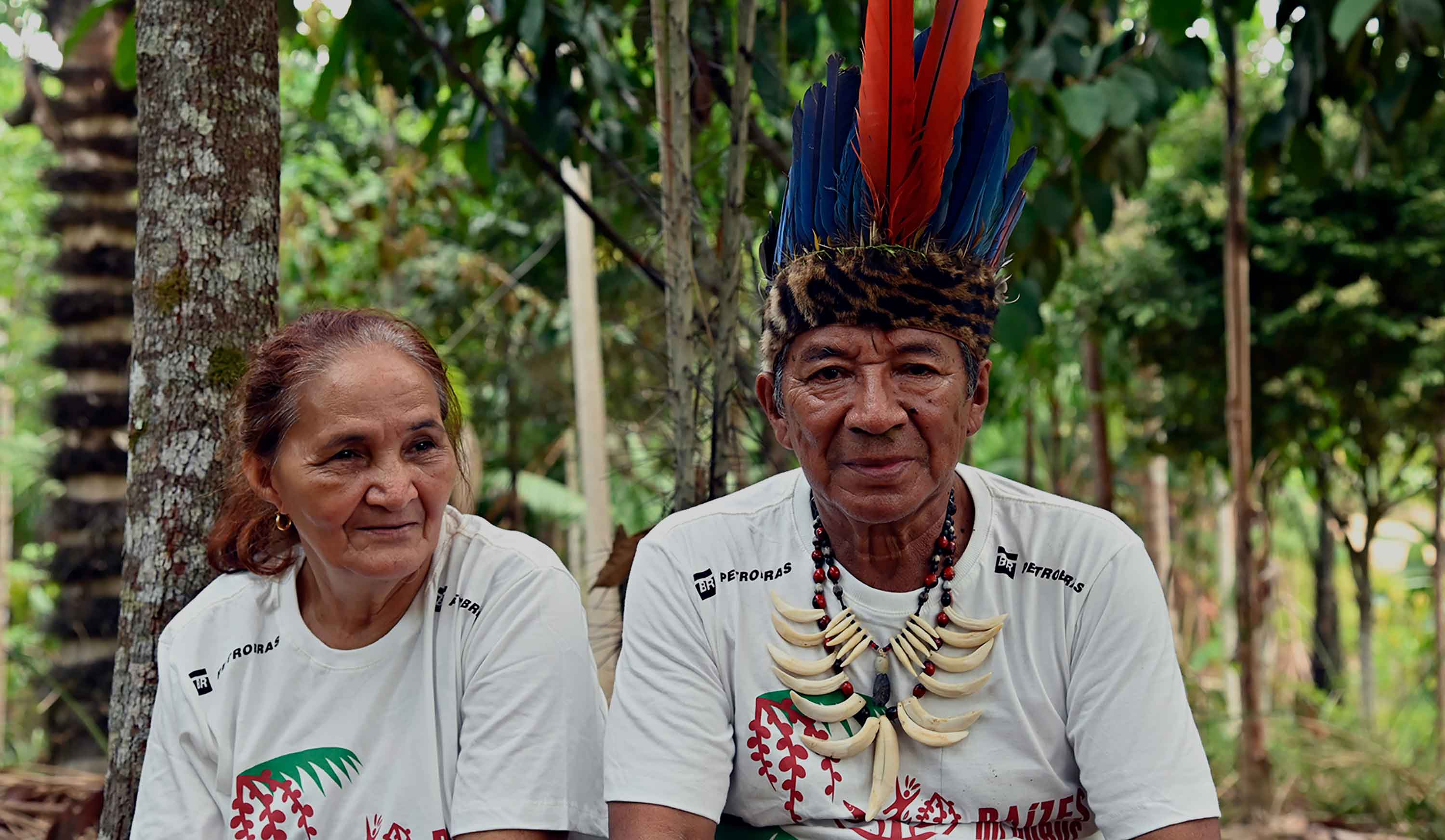 Dona-Maria-dos-Anjos-e-Cacique-Marcelino-Apruinã_Adriano-Gambarini