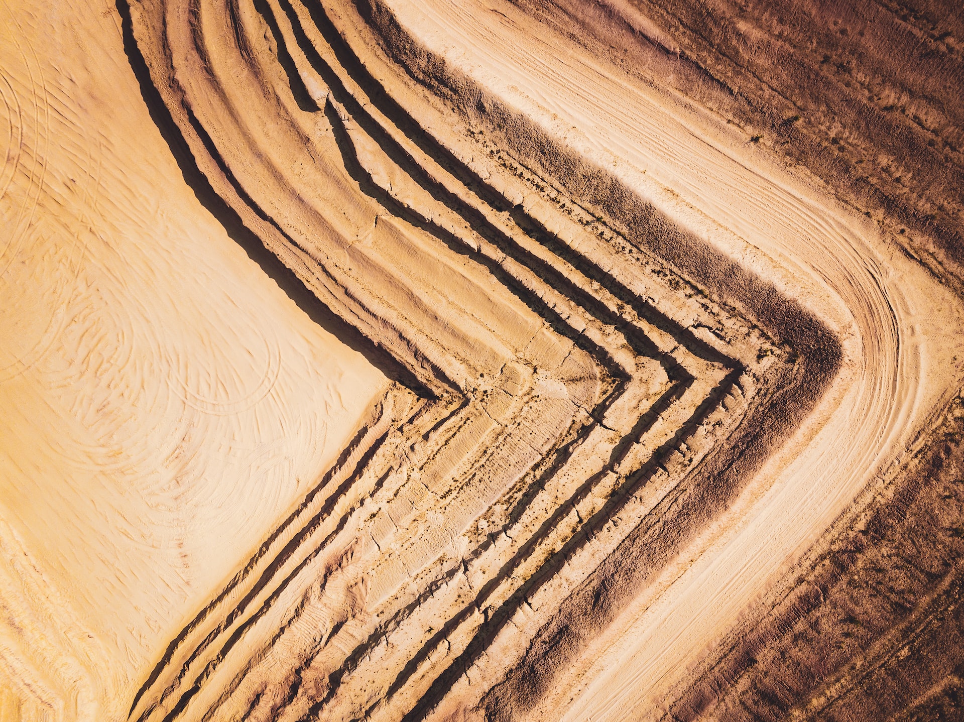 ivan-bandura-rGjZd70xjO0-unsplash