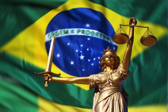 law-6597468_1280 Medium