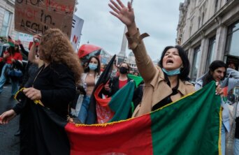 ehimetalor-akhere-unuabona-KnBrAkEg7RM-unsplash Medium