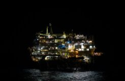 offshore oil drilling gabriel-xavier-VXwAU5gszKM-unsplash