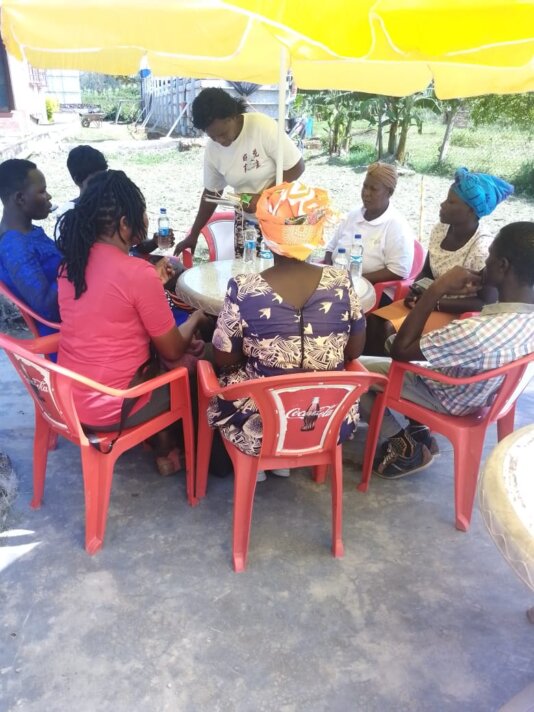 Data collection session with a section of Riofish-supported traders - Photo via Riofish