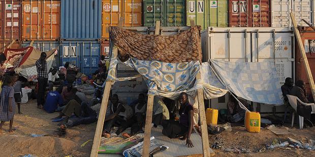 More than 80,000 civilians have been displaced amid the recent violence in South Sudan, with many seeking shelter inside UN compounds.  © TONY KARUMBA/AFP/Getty Images