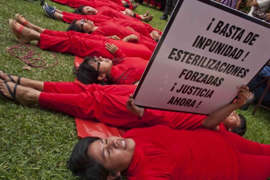 They demand: Stop the impunity of forced sterilization! Justice now! They demand: Stop the impunity of forced sterilization! Justice now!
