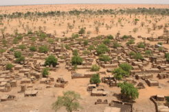 640px-Village_Telly_in_Mali