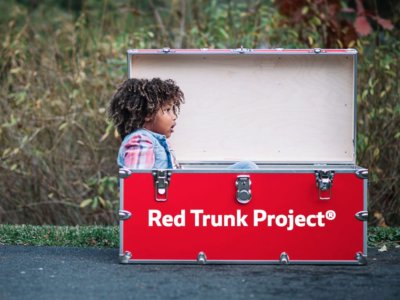red trunk red trunk