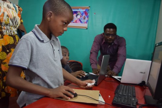 „Giving children the opportunity to enculture tech and entrepreneurship early on is important“.