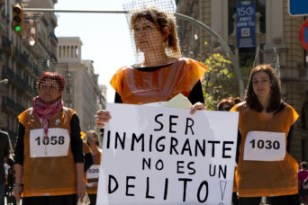 migrant detention centres spain