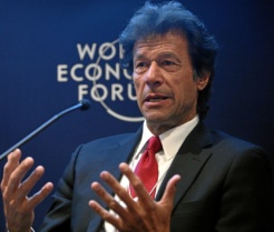 1058px-Imran_Khan_WEF_(cropped) 1058px-Imran_Khan_WEF_(cropped)