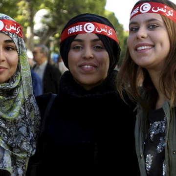 tunisian young women defending women's rights