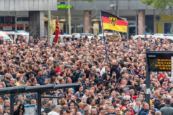 29384621647_13141f2fd7_k