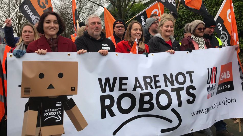Amazon workers protest company&#39;s climate policy | FairPlanet