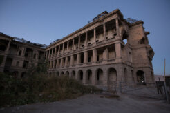 14388902274_9ef15a99b5_k