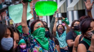 mexico-women-decriminalize-abortion-shutterstock_1824157568-scaled-aspect-ratio-16-9-scaled mexico-women-decriminalize-abortion-shutterstock_1824157568-scaled-aspect-ratio-16-9-scaled