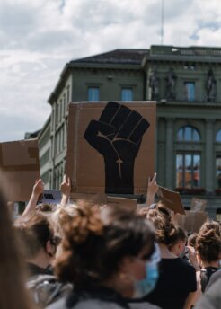 jana-leu-e5DgTEq_uB0-unsplash