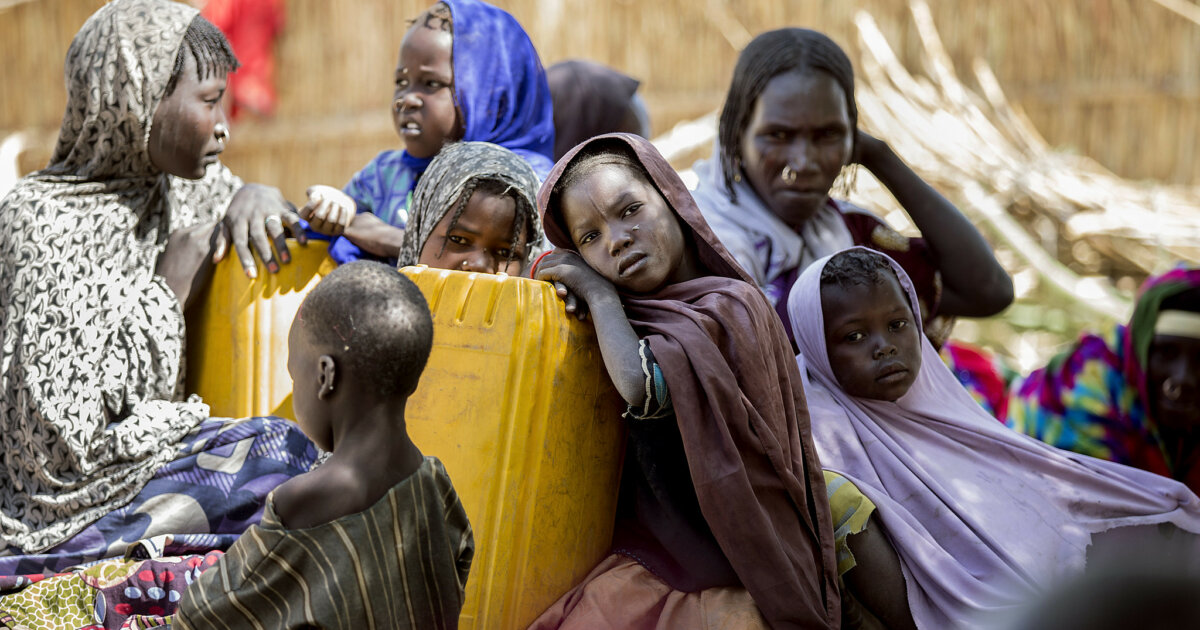 Cameroon Lake Nyos disaster survivors afflicted by civil war