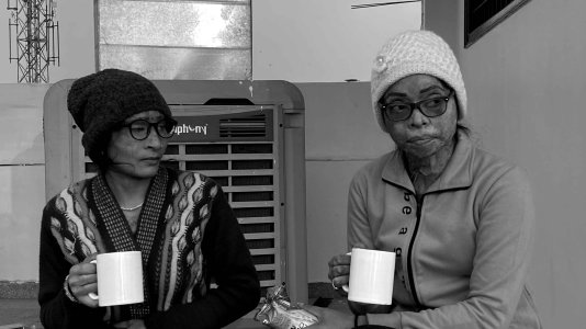(Left to Right) Nisha and Soni were attacked with acid by their husbands.