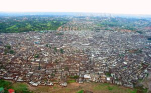 1750px-Nairobi_Kibera_04 1750px-Nairobi_Kibera_04