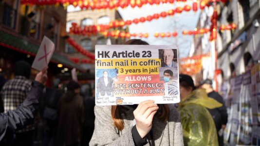 A protester who wished to stay anonymous told FairPlanet she has the “responsibility” to continue to be a voice for freedom and democracy in the Chinese-ruled city. A protester who wished to stay anonymous told FairPlanet she has the “responsibility” to continue to be a voice for freedom and democracy in the Chinese-ruled city.